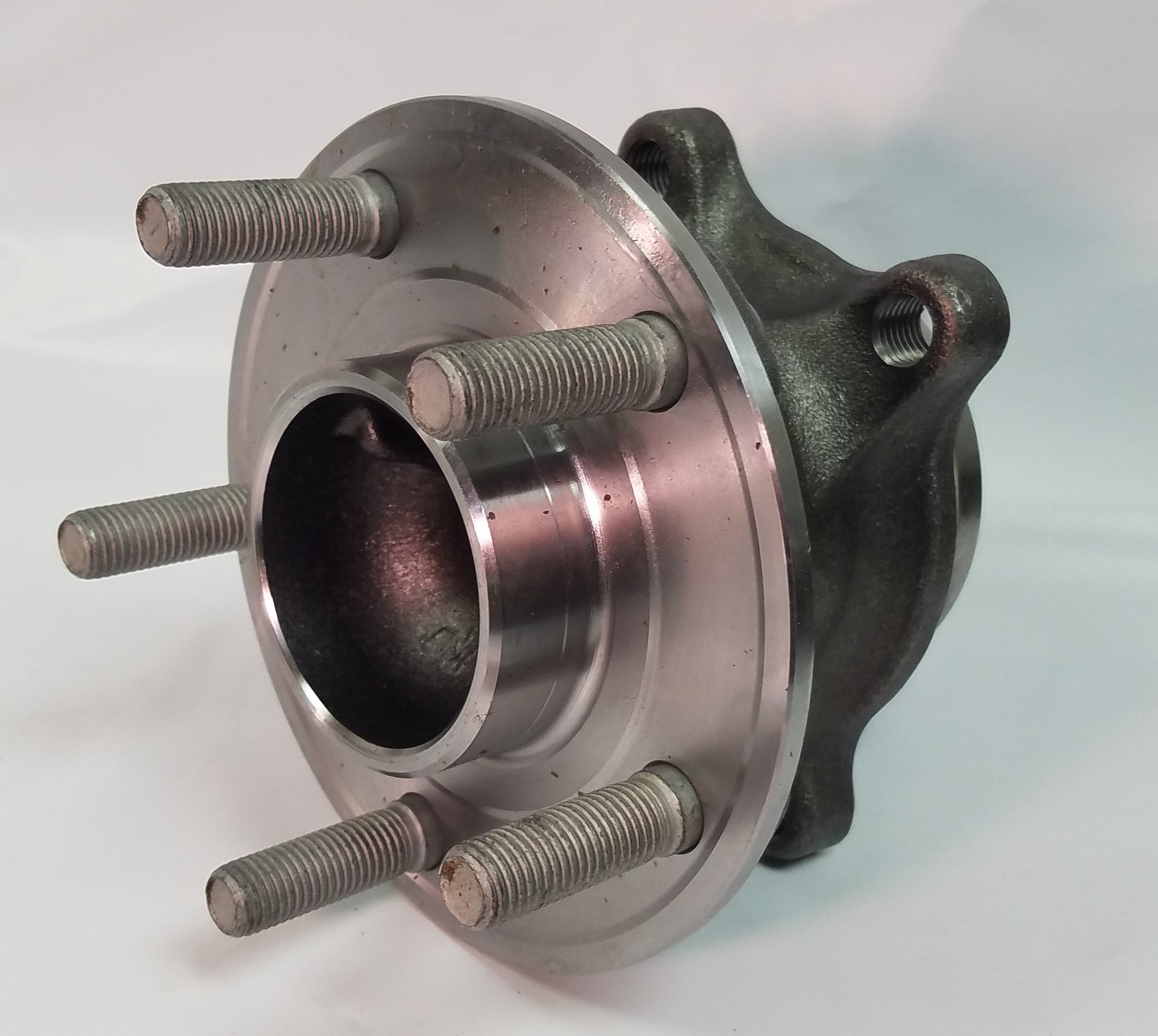 Amazon.com: Ford BV6Z-1104-B Genuine Hub Assembly - Wheel : Automotive Amazon.com: Ford BV6Z-1104-B Genuine Hub Assembly - Wheel : Automotive